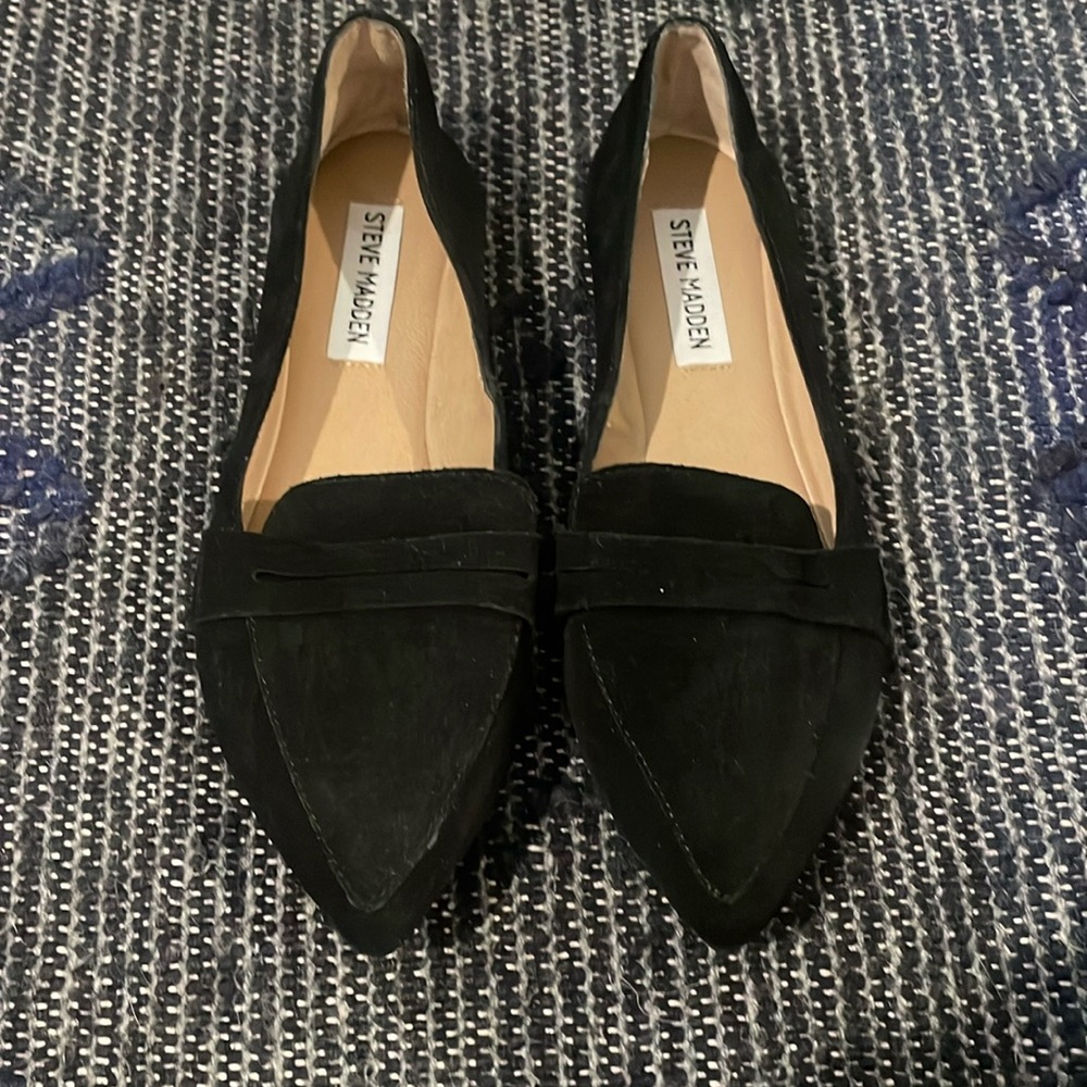 Black Steve Madden flats